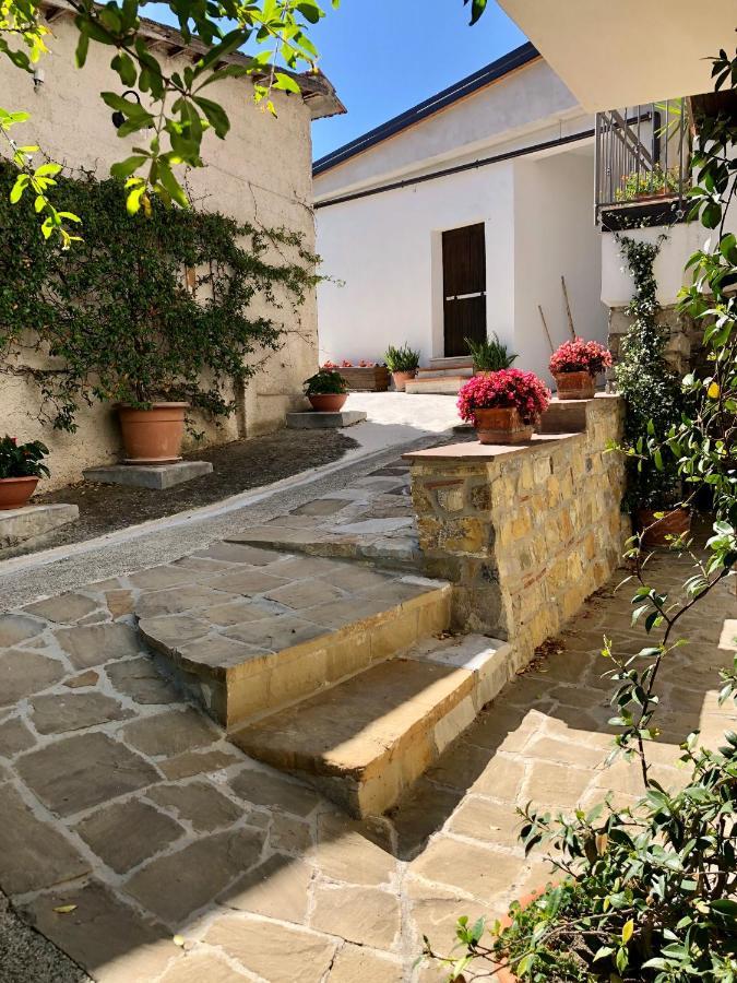 Il Casolare Degli Alburni Villa Castelcivita Exterior photo